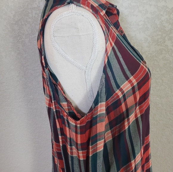 Silence + noise cold shoulder button down shirt - Picture 6 of 8